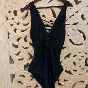NWOT. sexy Lace Front Open Back One Piece Swimsuit